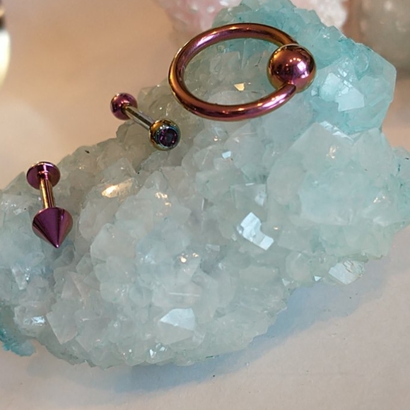 🇨🇦 Titanium body jewelry set (of 3) - Picture 2 of 2